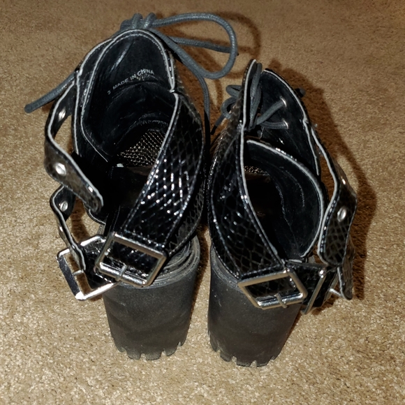 Dolls Kill - Black Peep Toes Ankle Boots - Picture 7 of 8